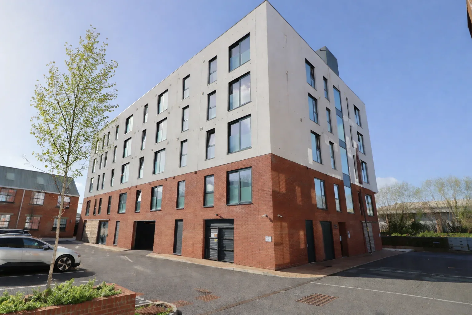 Flat Central Road in Bristol
