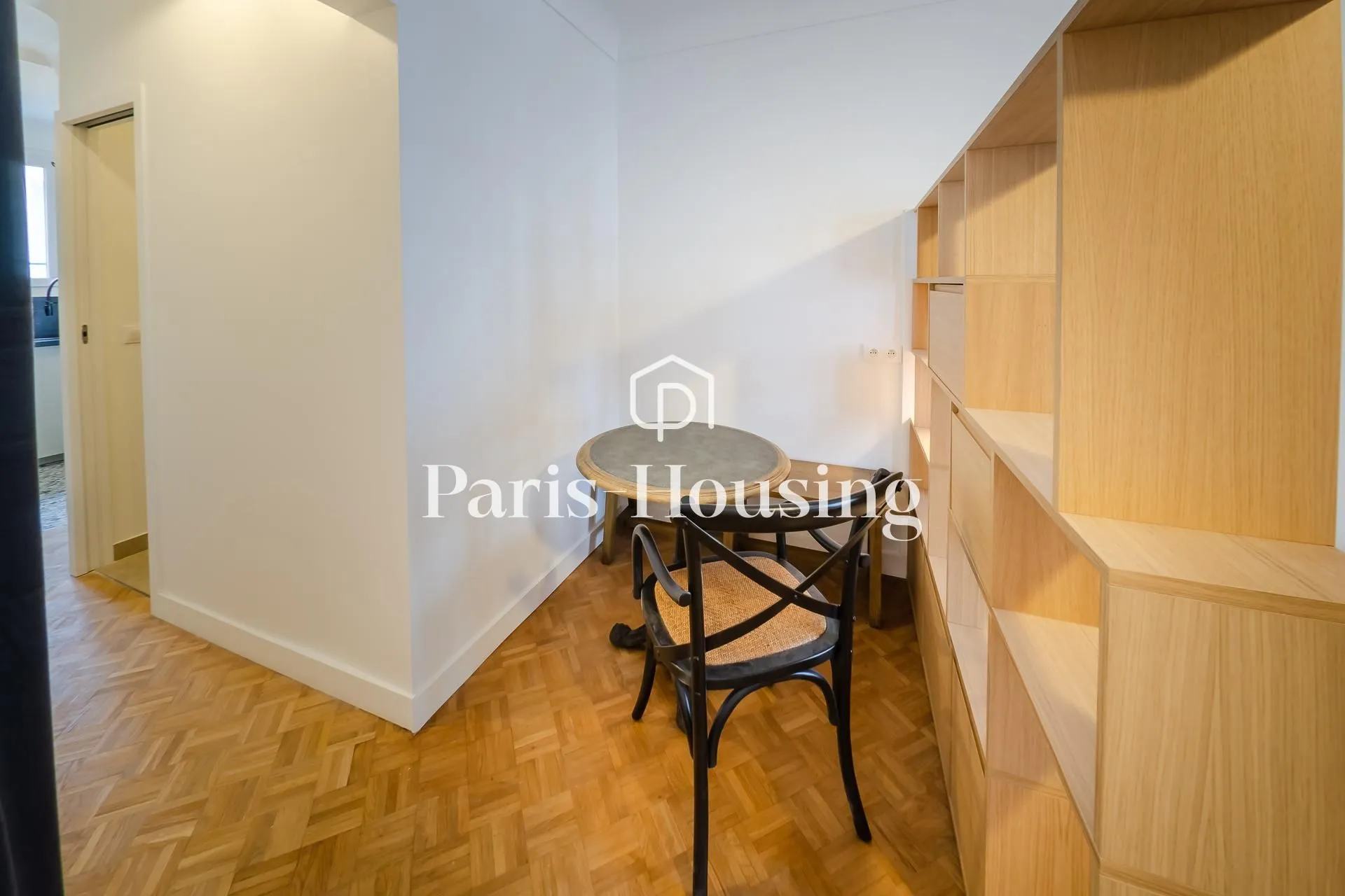Appartement Rue Augereau à Paris