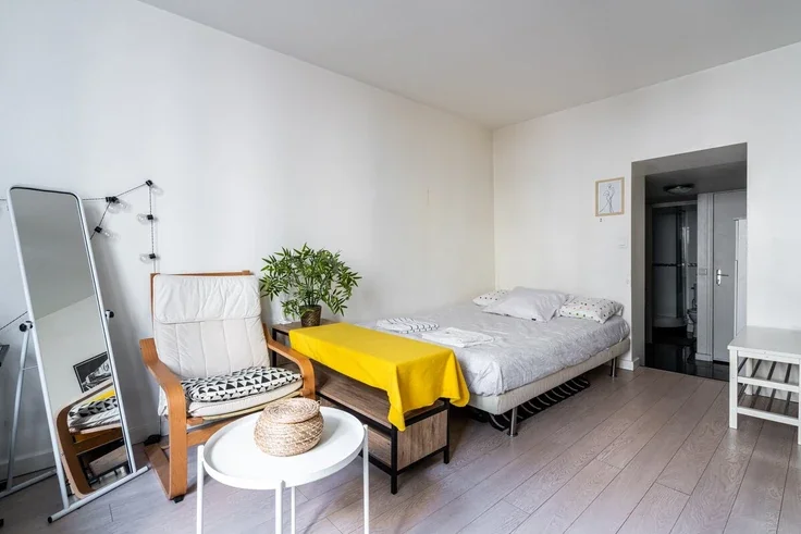 Appartement Rue du Buisson Saint-Louis à Paris