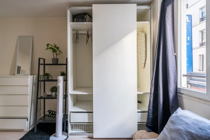 Appartement Rue du Buisson Saint-Louis à Paris