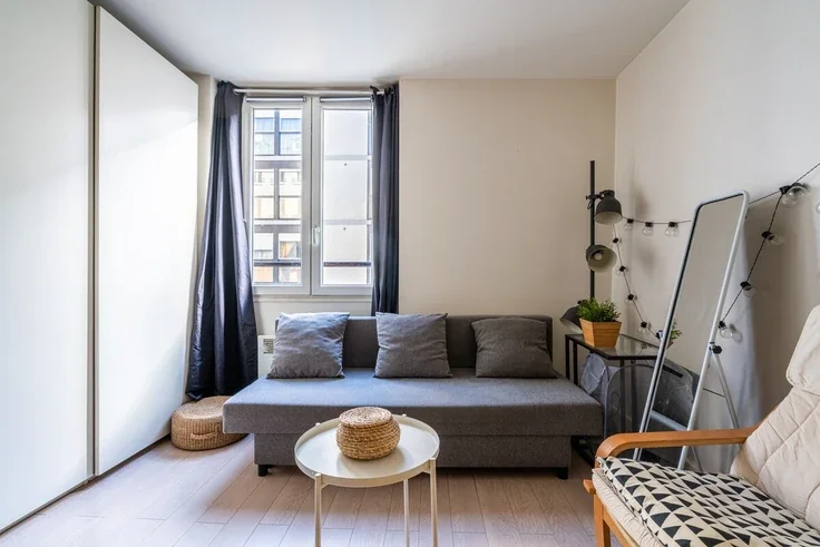 Appartement Rue du Buisson Saint-Louis à Paris