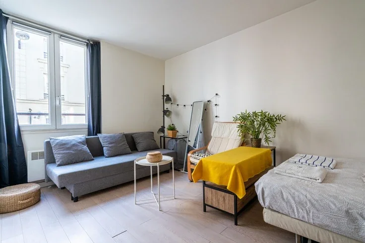 Appartement Rue du Buisson Saint-Louis à Paris
