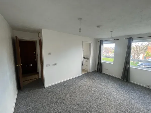 Flat Longham Copse in Maidstone