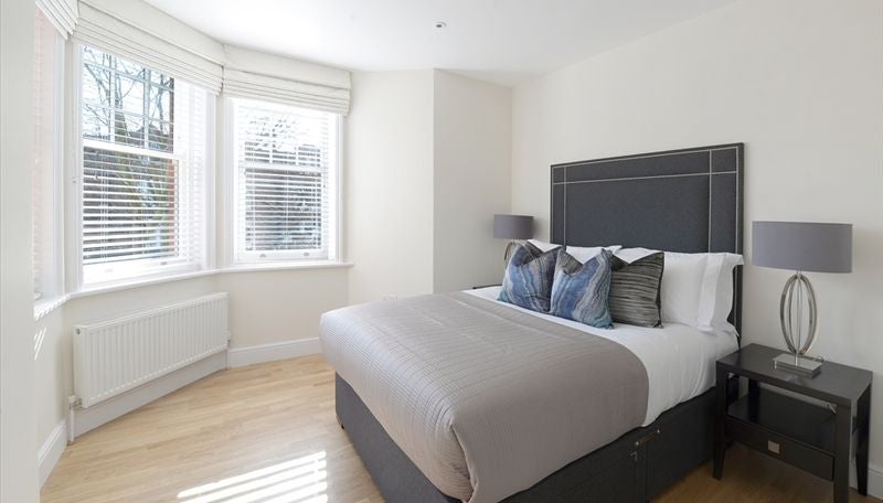 Flat Hammersmith Broadway in Greater London