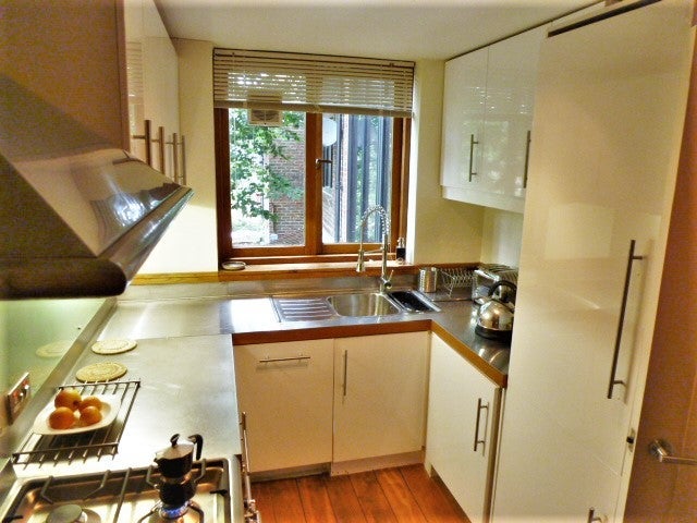 Room Brassey Road in Greater London