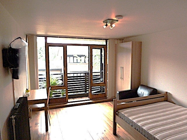 Room Brassey Road in Greater London