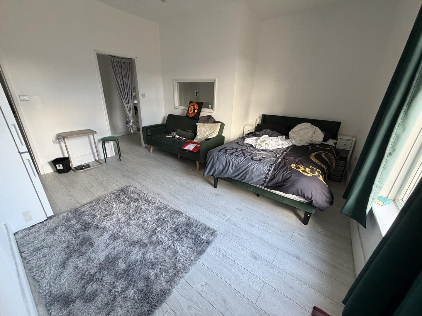 Flat Longshaw Street in Blackburn