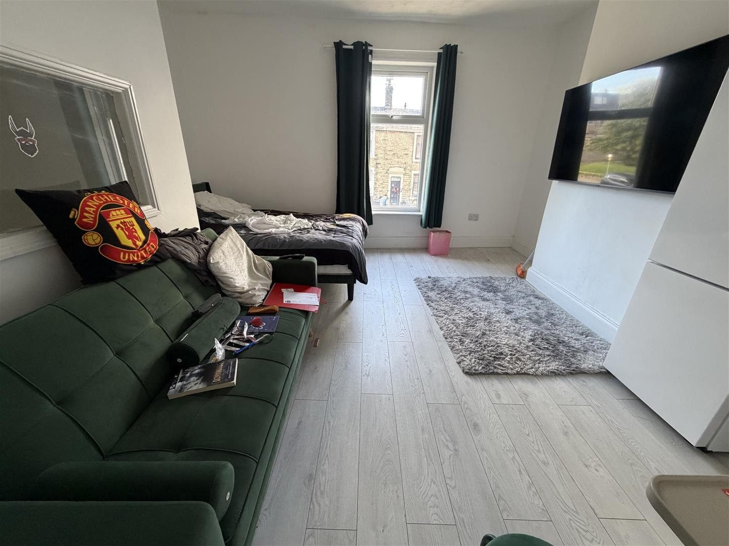 Flat Longshaw Street in Blackburn