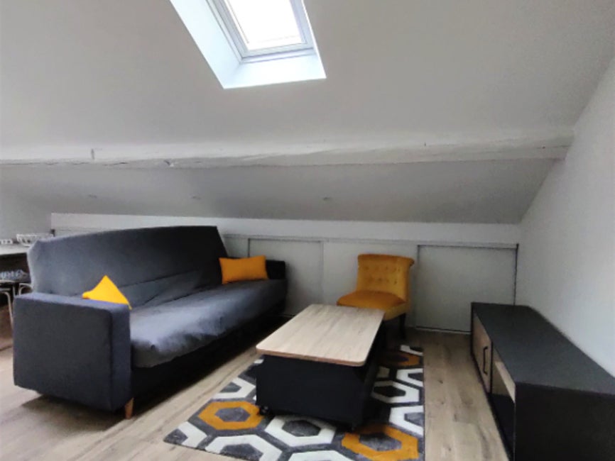 Flat Rue Raymond Poincaré in Nancy