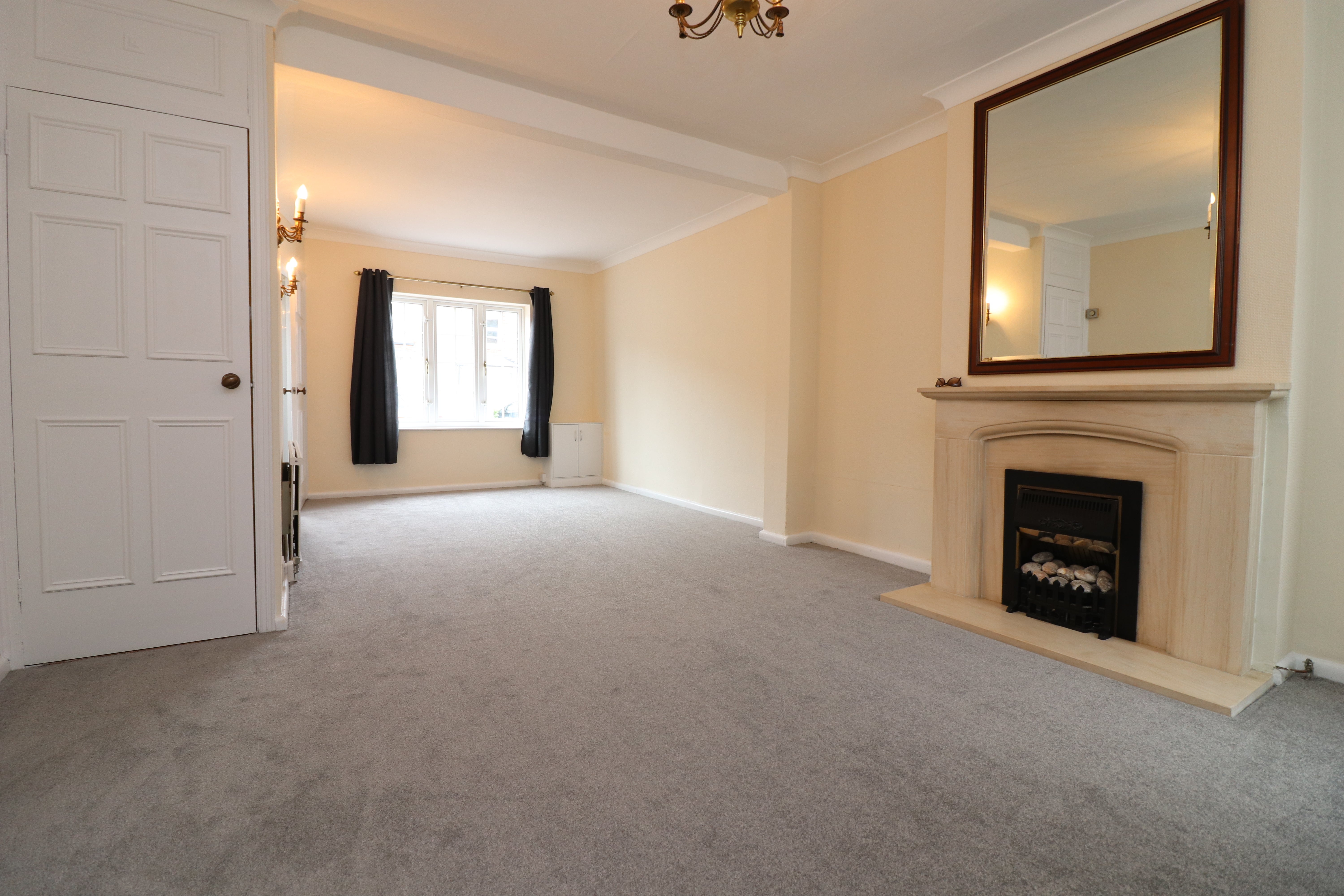 Flat Henry Road in Chelmsford