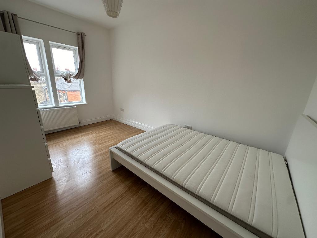Flat The Vale/Uxbridge Road in Greater London