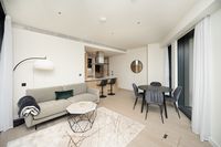 Flat Nine Elms Lane in Greater London