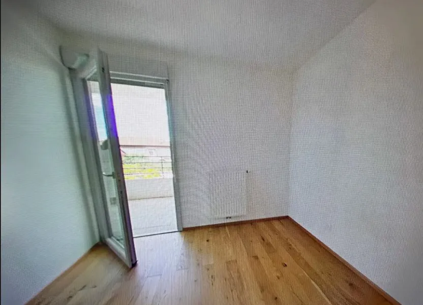 Flat Rue Dhuoda in Nîmes