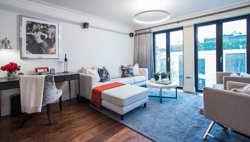 Flat Fulham Road in Greater London
