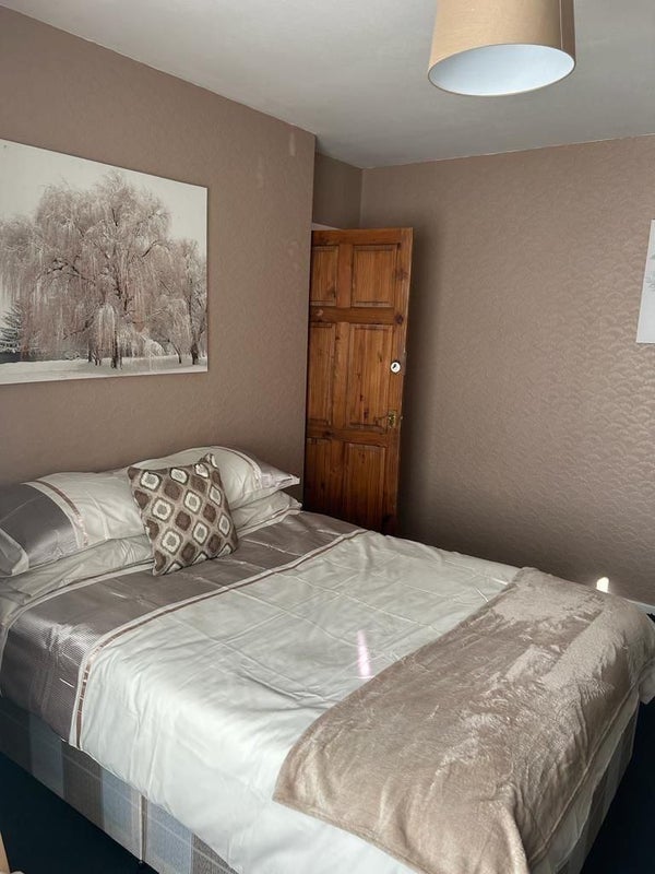 Room Stokesley Road in Middlesbrough