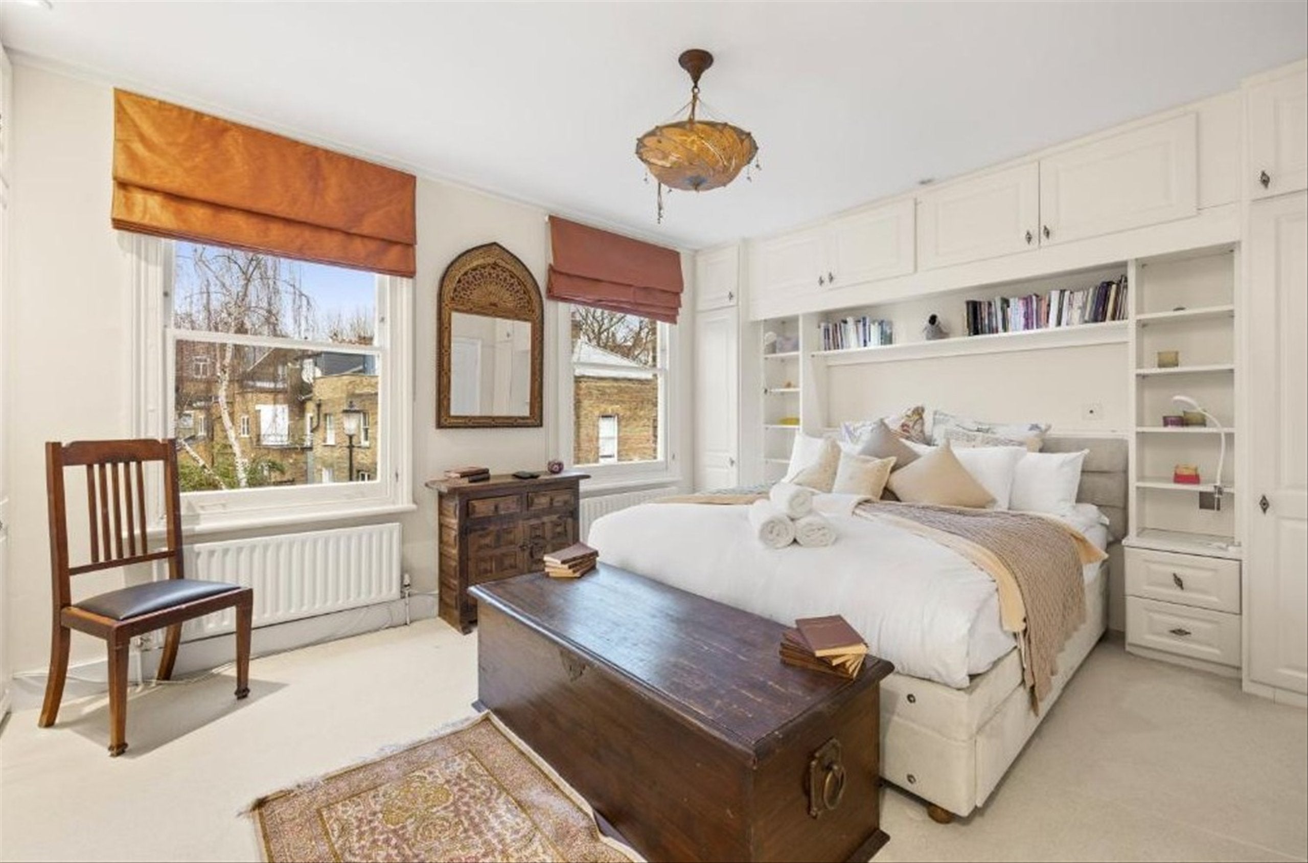 Flat Burnaby Street in Greater London