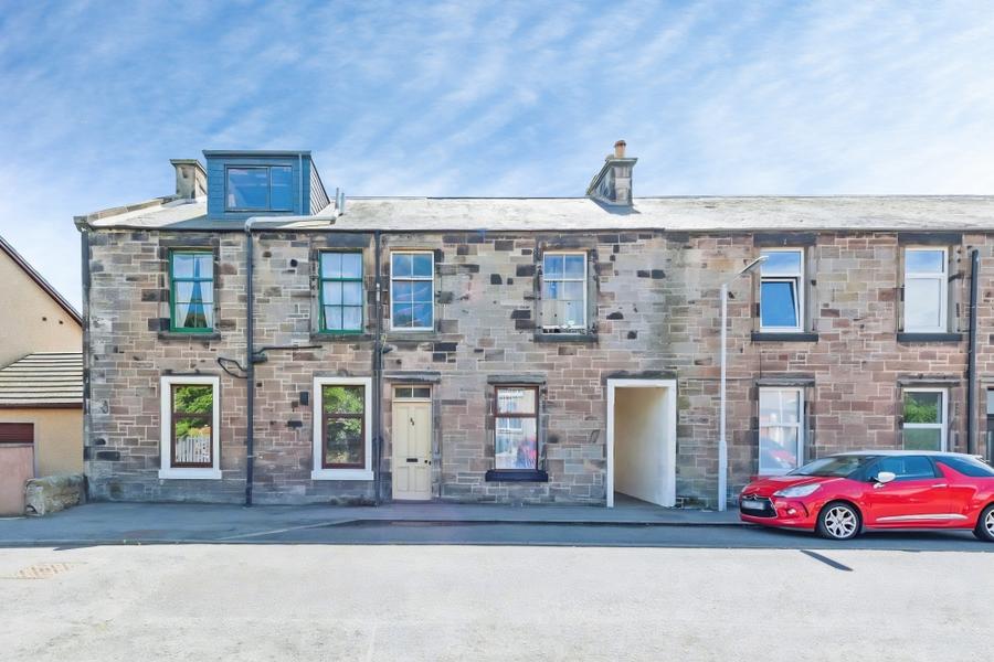 Flat Glebe Place in Burntisland