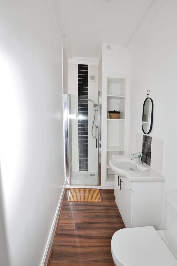 Flat Glebe Place in Burntisland
