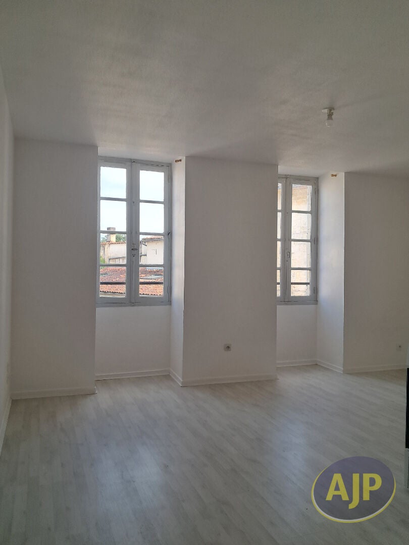 Appartement Rue de Fontaine à Mareuil en Périgord
