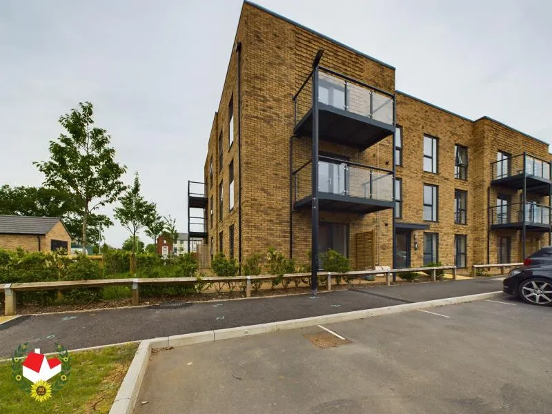 Flat Minett Road in Yate