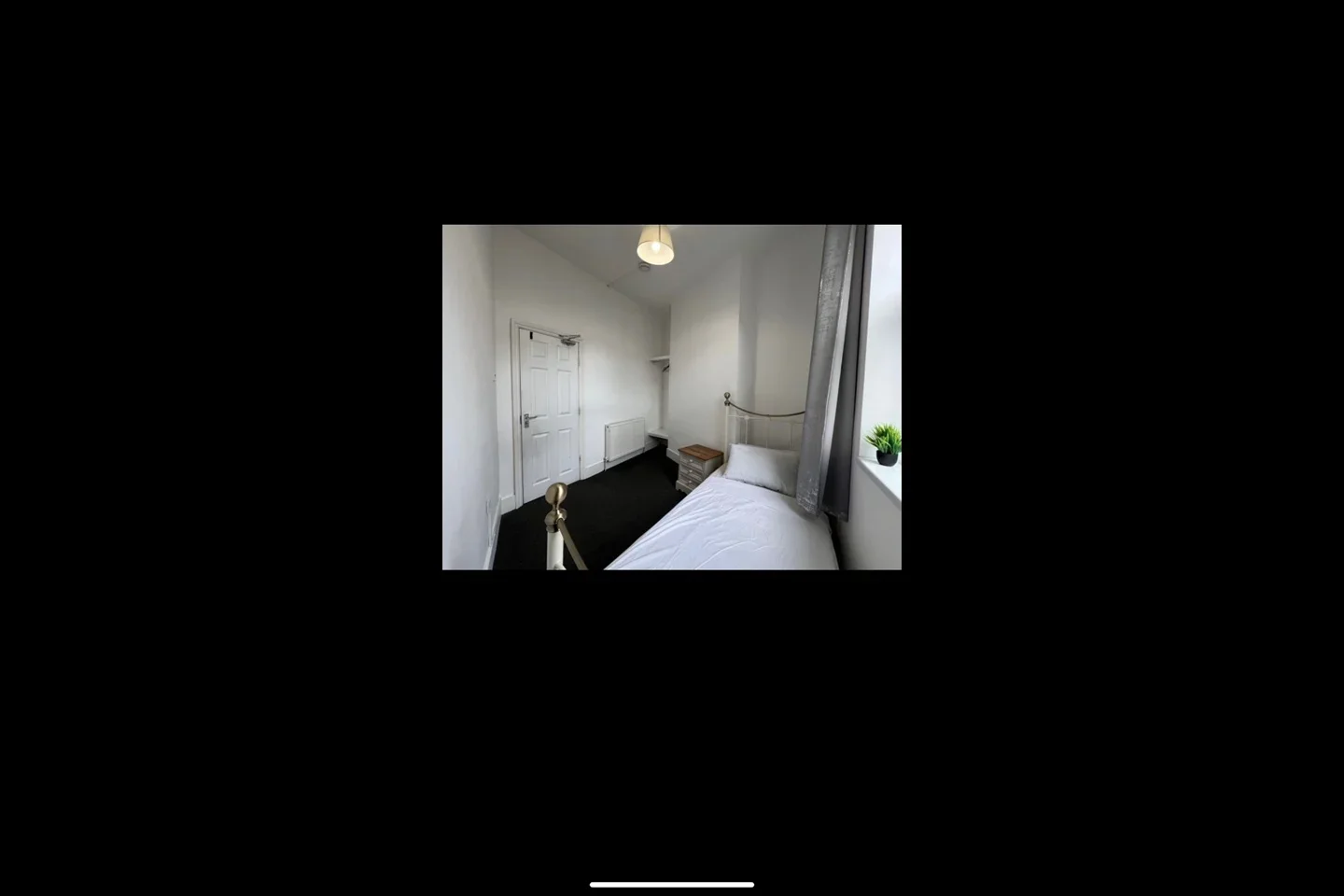 Room Wellington Gardens in Greater London