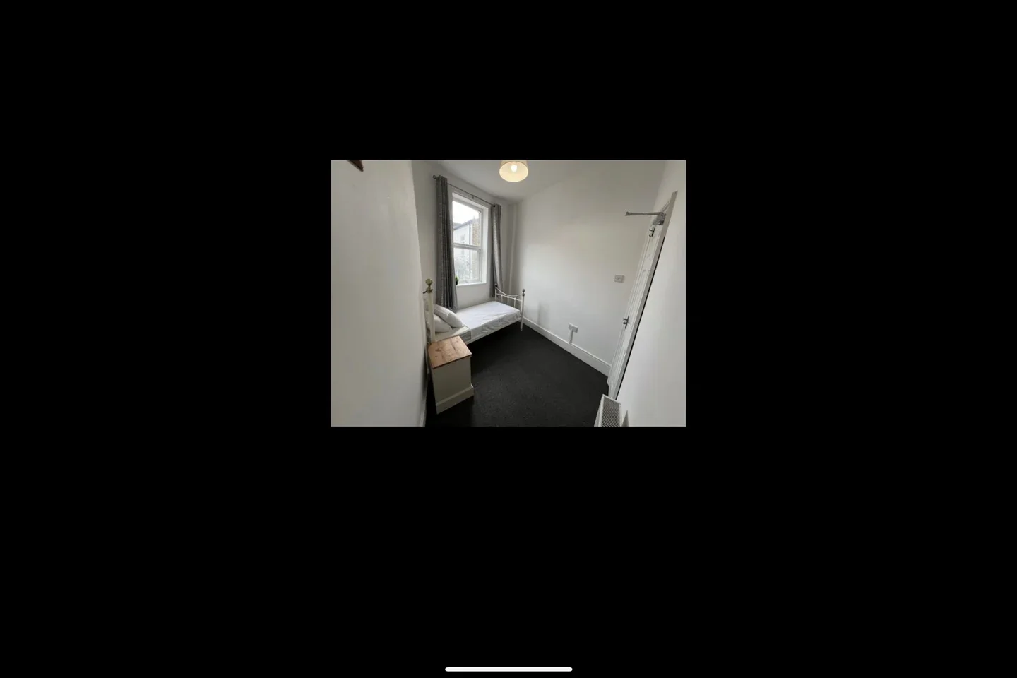 Room Wellington Gardens in Greater London