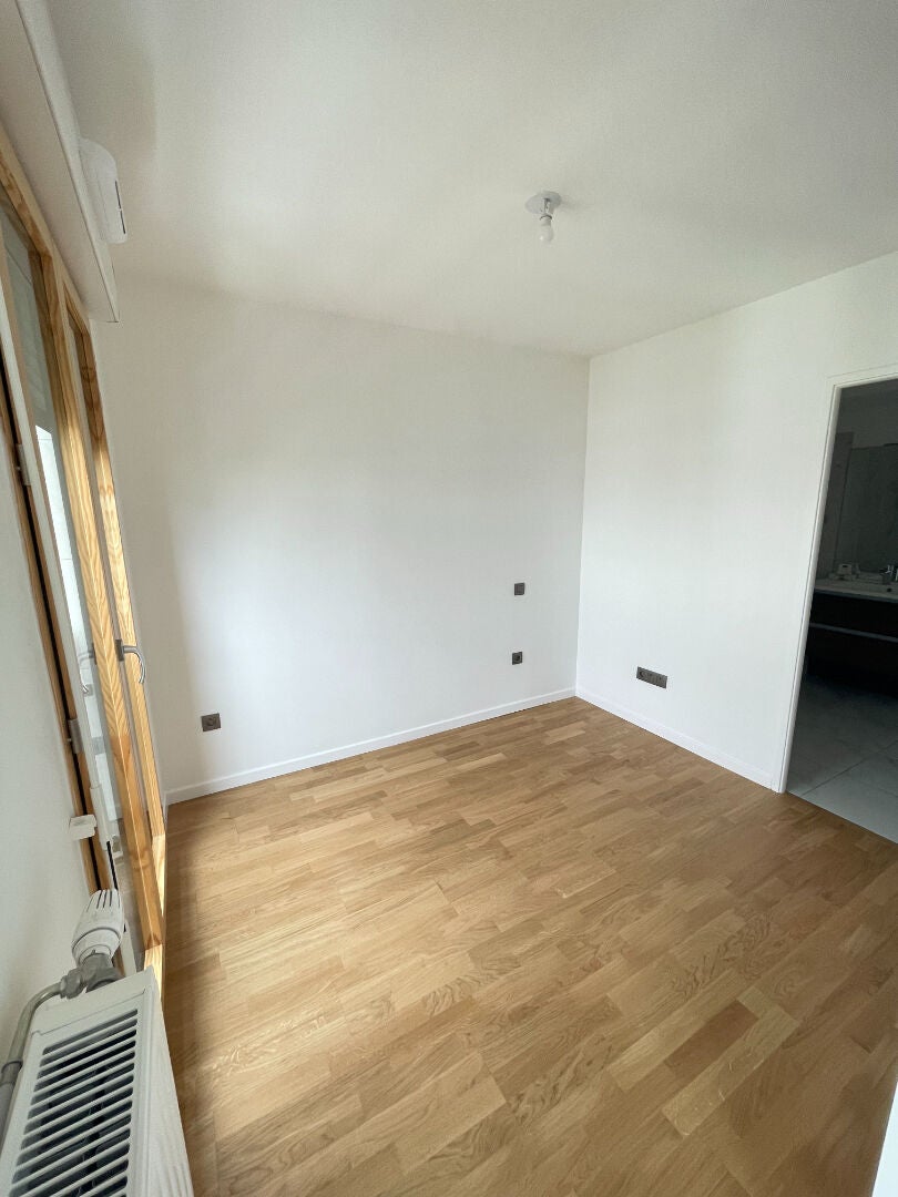 Flat Boulevard de Valmy in Colombes