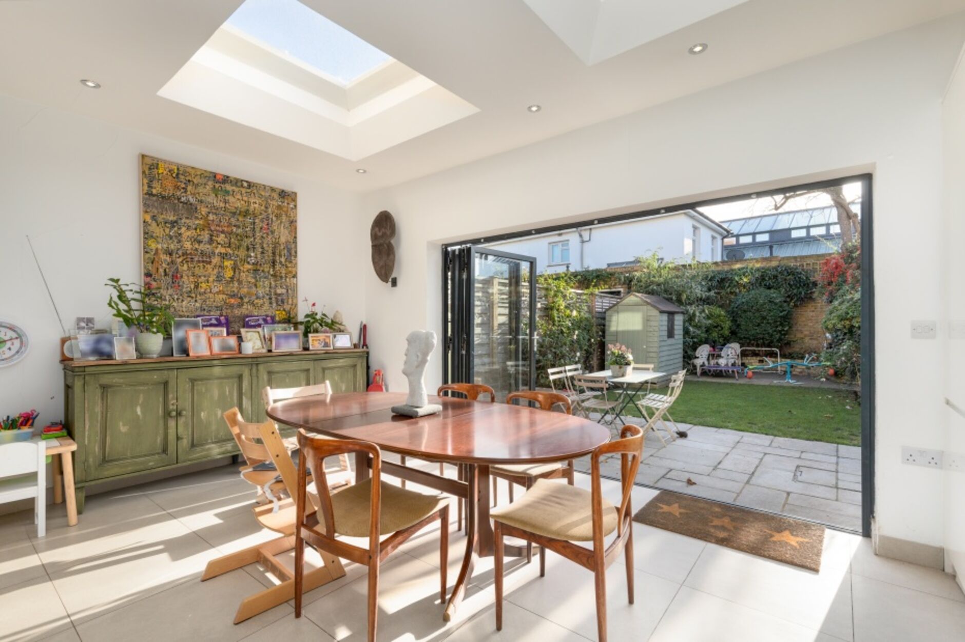 House Wendell Road in Greater London