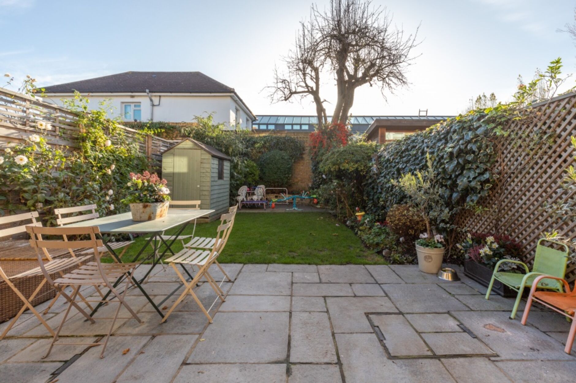House Wendell Road in Greater London