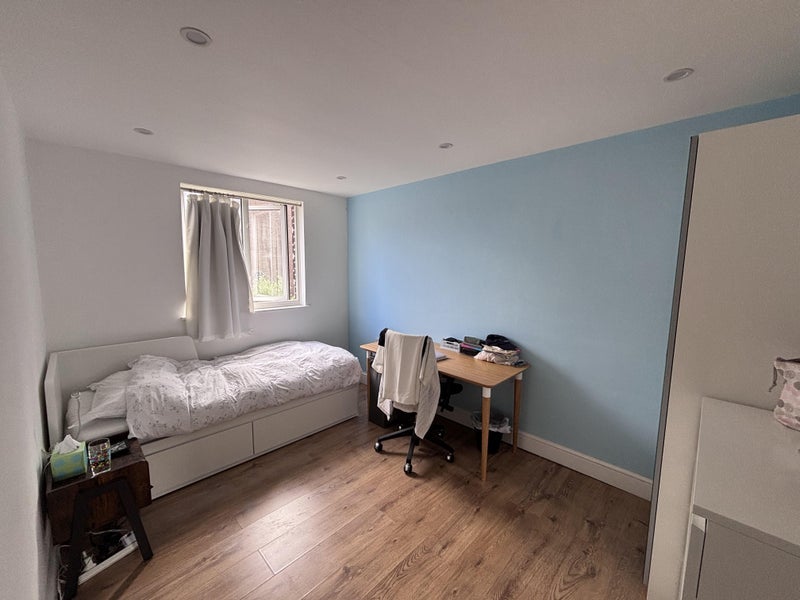 Room Florida Street in Greater London