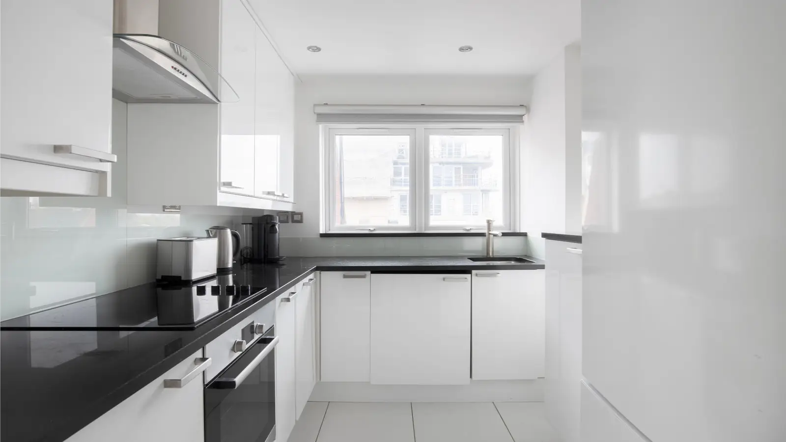 Flat Olympia Mews in City of Westminster