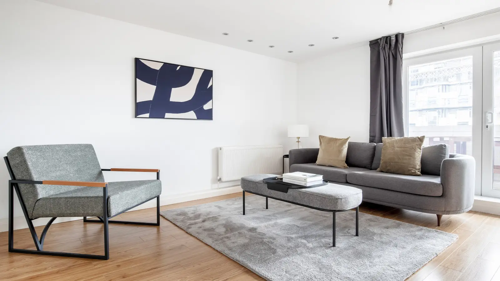 Flat Olympia Mews in City of Westminster