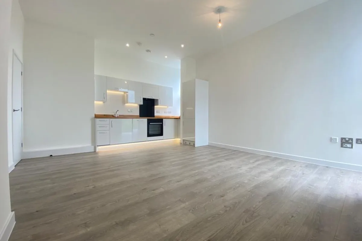 Flat Edinburgh Way in Harlow