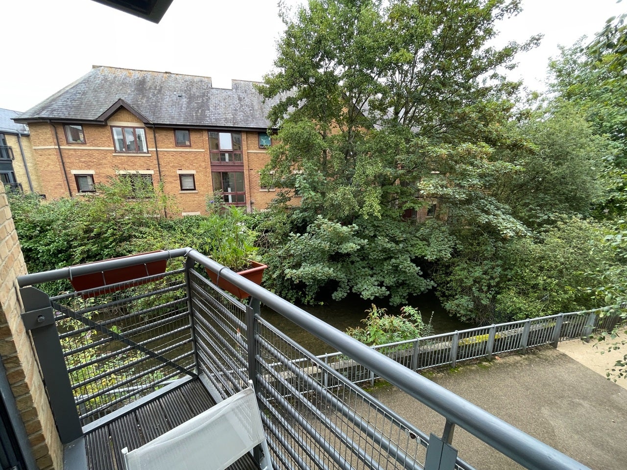 Flat Woodin's Way in Oxford