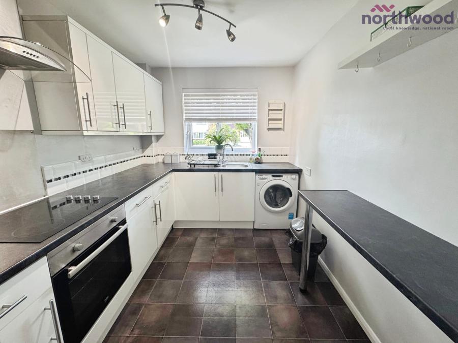 Flat Oakhill Close in Chandler's Ford