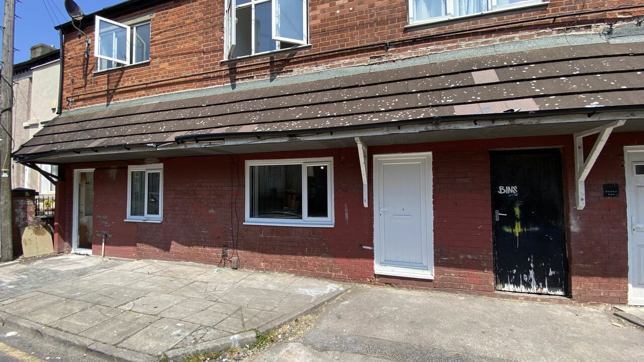 Flat Ullswater Street in Liverpool