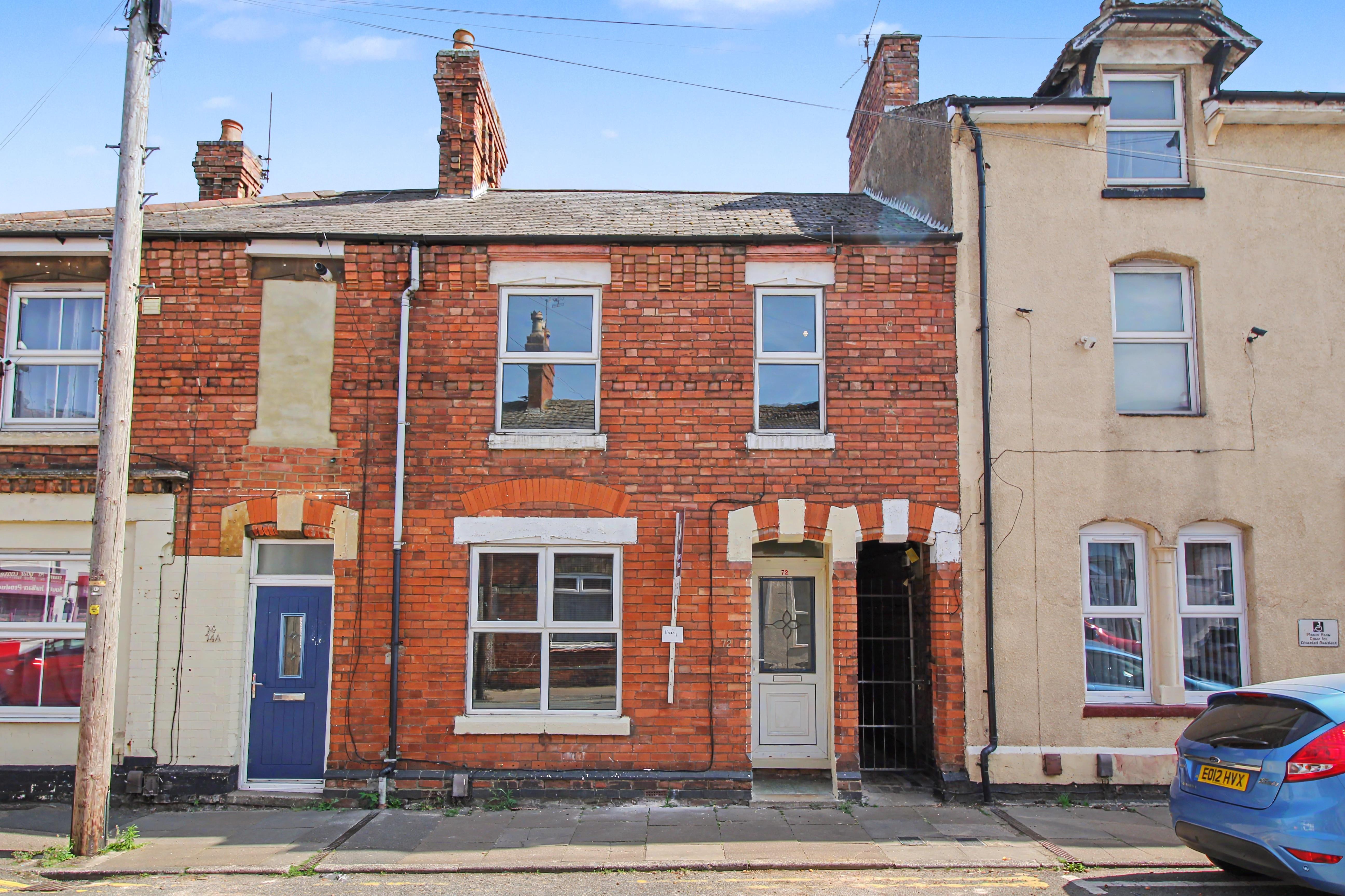 Room Crown Street in Kettering