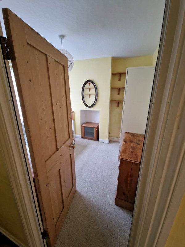 Room Borough Hill in Greater London