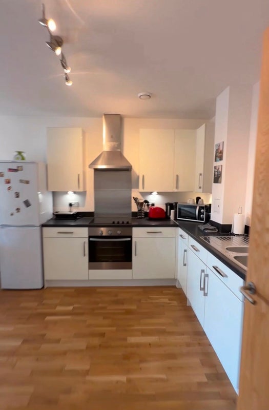 Room Holloway Road in Greater London