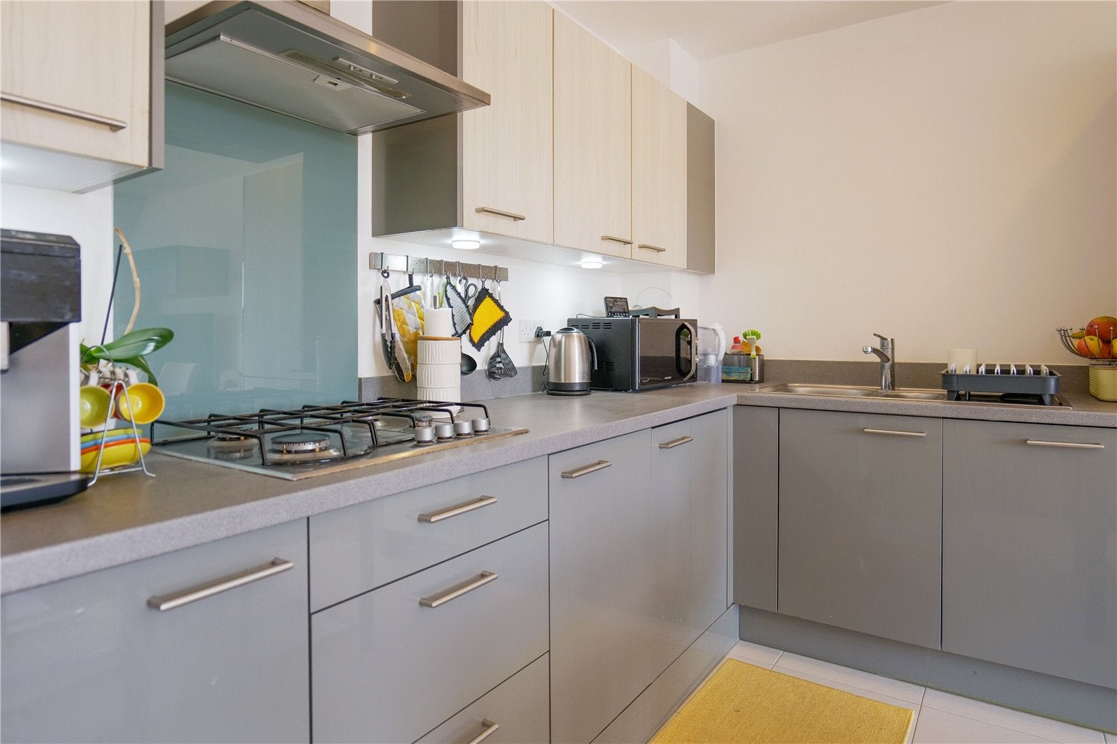 Flat Englefield Place in Woodley