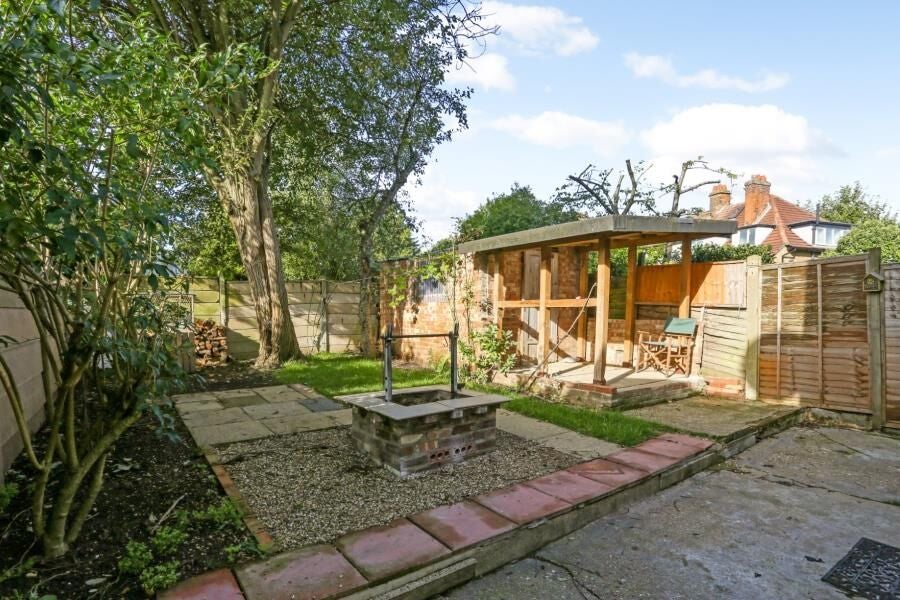 House Temple Gardens in Greater London
