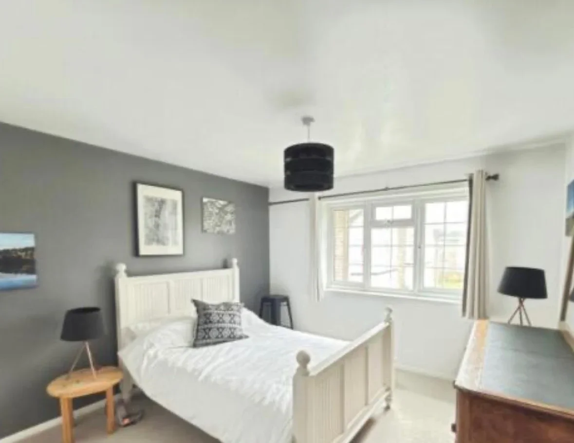 Flat Tyrell Court in Greater London