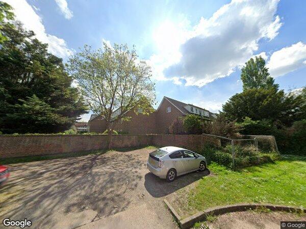Flat Tyrell Court in Greater London