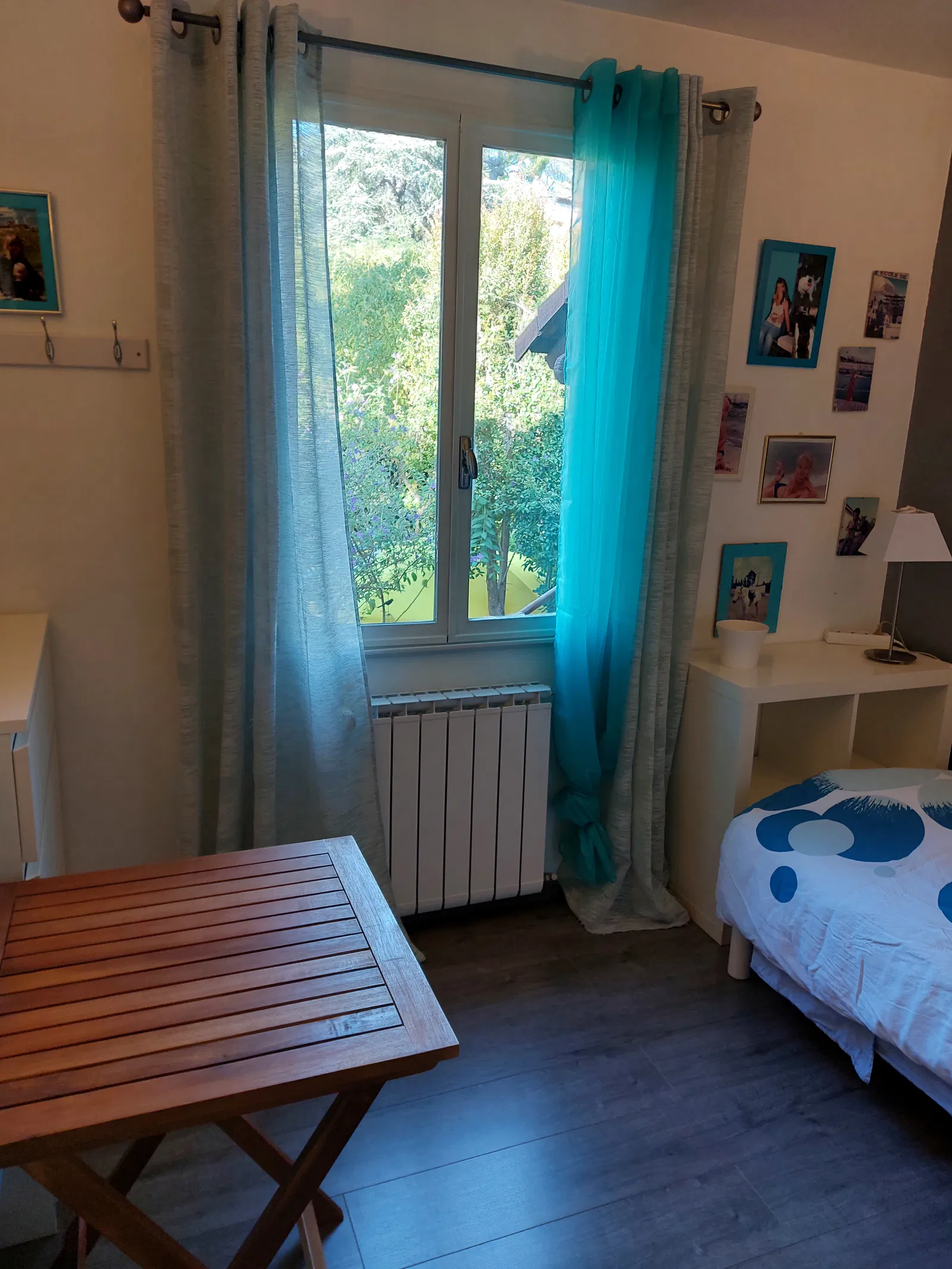 Chambre Rue Tristan Tzara à Antibes