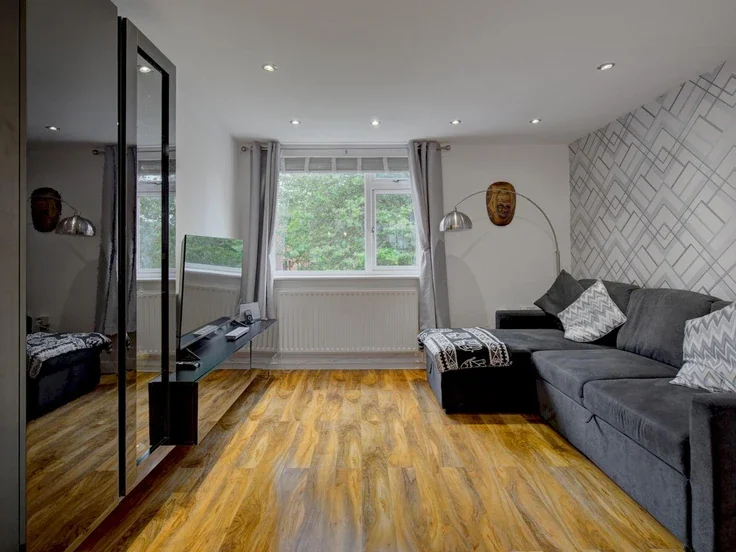 Flat St Stephen Street in Salford