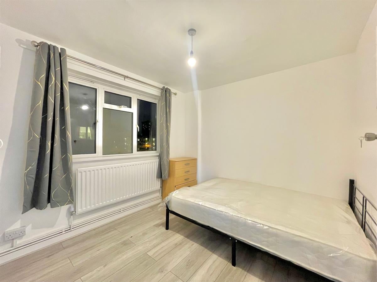 Flat Bayham Place in Greater London
