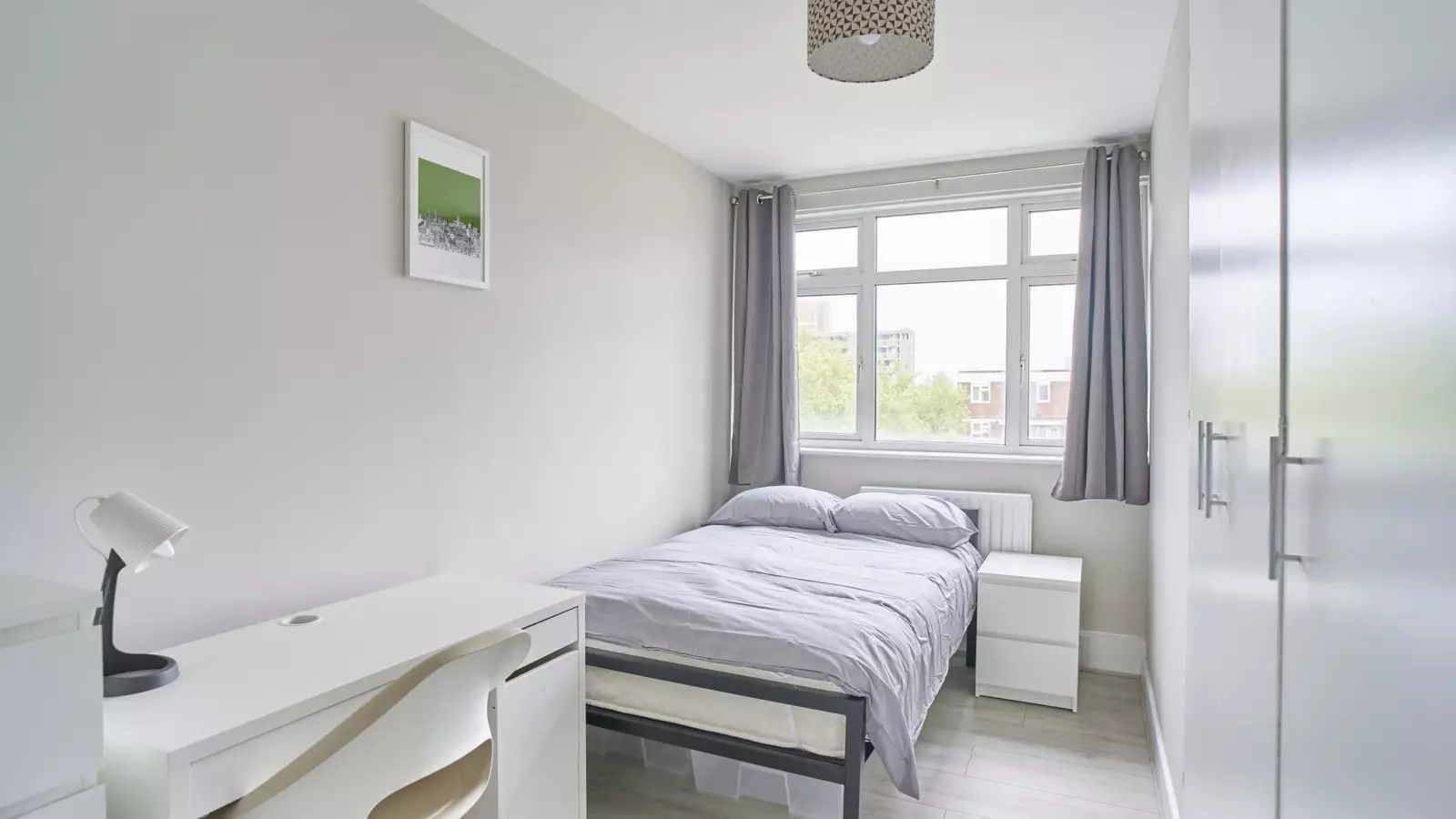 Flat Fellows Court in Greater London