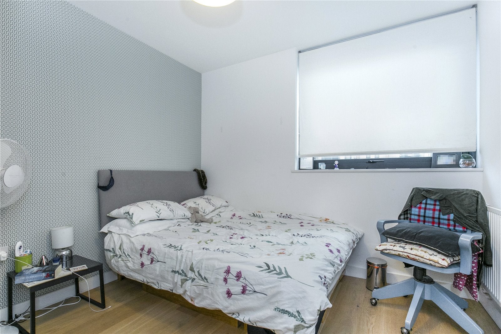 Flat Amelia Street in Greater London