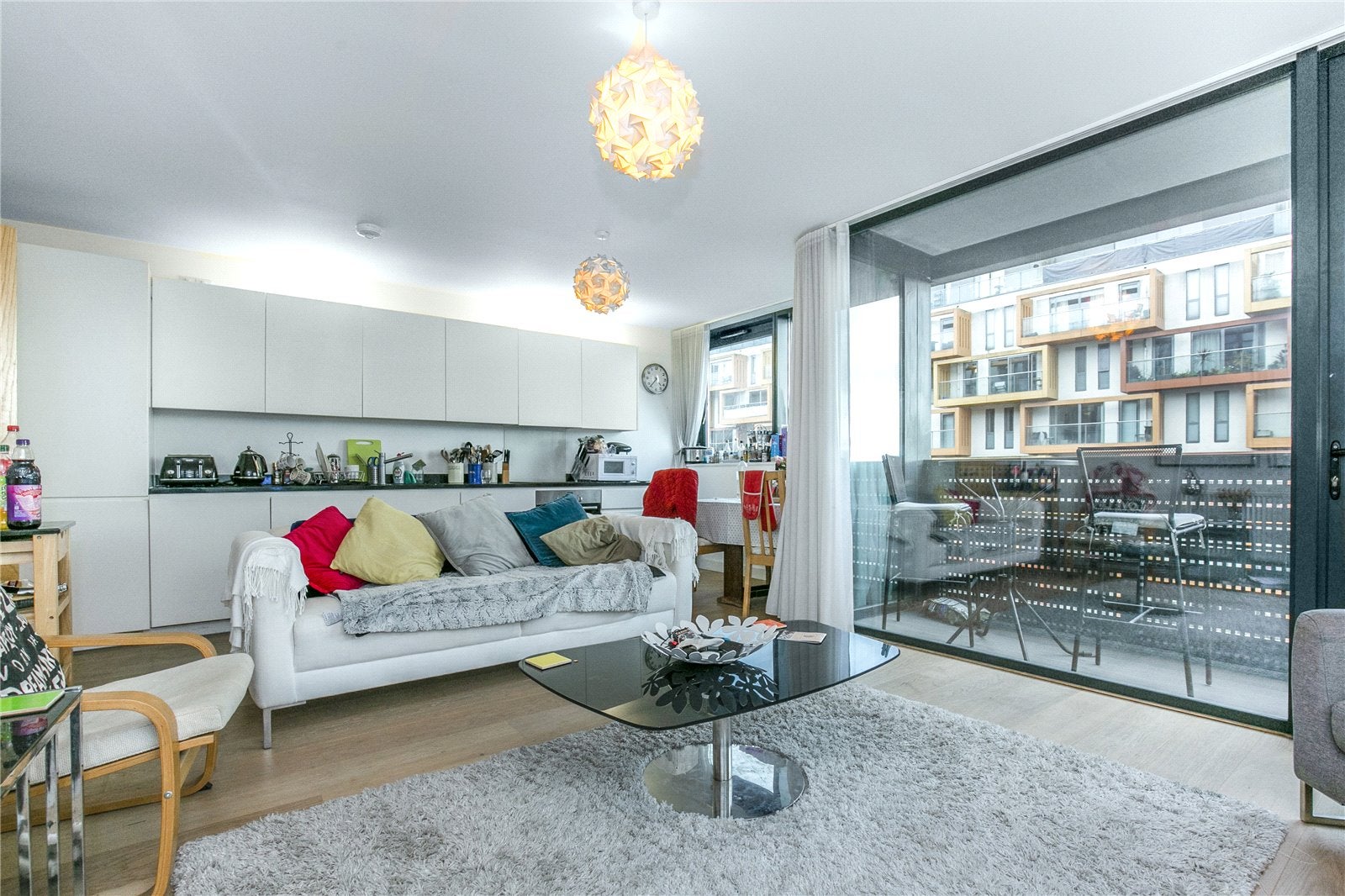 Flat Amelia Street in Greater London