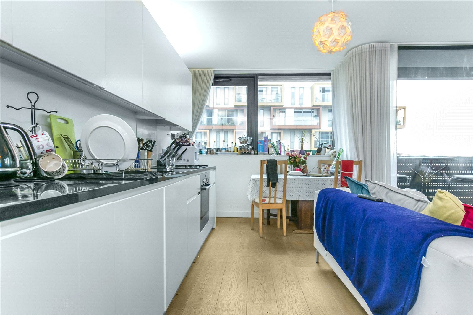 Flat Amelia Street in Greater London